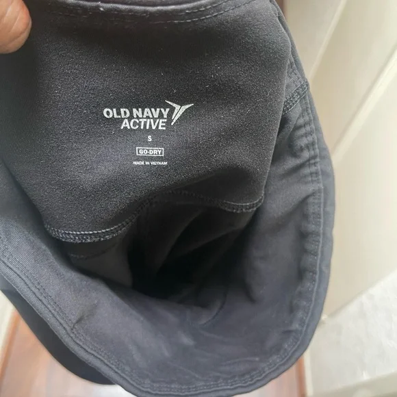 Old Navy go dry mesh black leggings small EUC - Picture 4 of 6